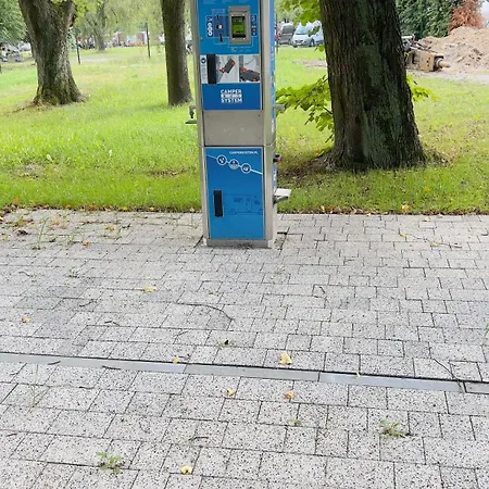 Luxusní stan Camp Fish, Parcele Kempingowe Z Wlasnym Namiotem, Przyczepa Lub Kamperem